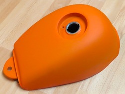 Skyteam Manki - mattaoranssi polttoainetankki