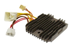 jännitteensäädin - Polaris