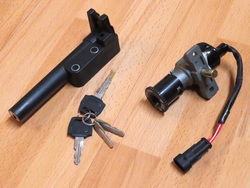 lukkosarja ( vesitiivis liitin ) - Keeway ARN125