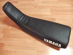 istuimen päällinen - Yamaha DT125R - musta