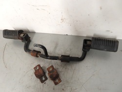 jalkatapit + runko-osa - Kawasaki KZ250 ´82