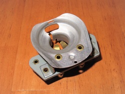 etuvalon polttimon pidike - 15mm kannalle