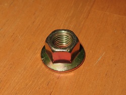 mutteri M10x1.25 - 150F