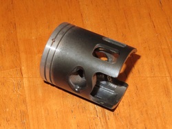 mäntä - Benelli "original" Pepe / 49X