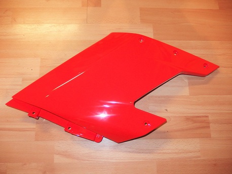 sivukate oikea - Derbi GPR 125R ´05 - punainen