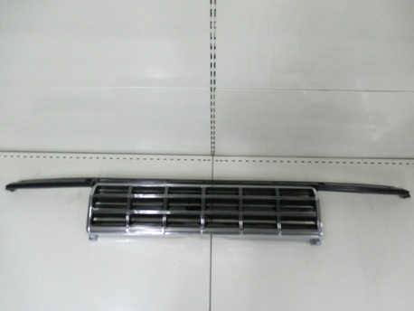 NISSAN SUNNY ´82-83 - MASKI KROMI/MUSTA ( B11 ) NISSAN SUNNY ´82-83 - MASKI KROMI/MUSTA ( B11 )
