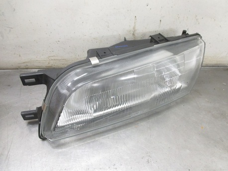 NISSAN ALMERA ´96-00 - E-LYHTY VASEN SÄHKÖSÄÄTÖ ( N15 )