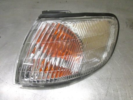 NISSAN ALMERA ´98-00 - E-VILKKU VASEN ( N15 )
