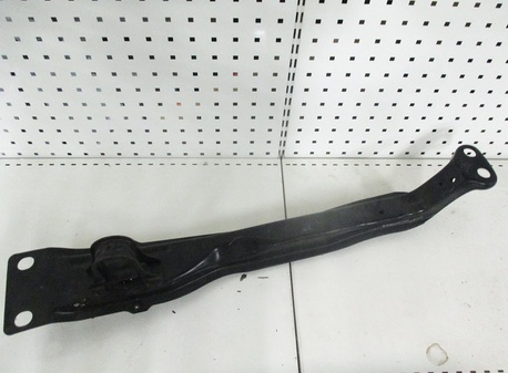 NISSAN PRIMERA ´91-95 - APURUNKO ETU NISSAN PRIMERA ´91-95 - APURUNKO ETU