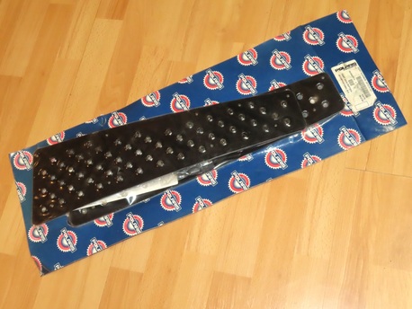 tartuntapinnat astinlautaan, mustat - Polaris "original" GEN2