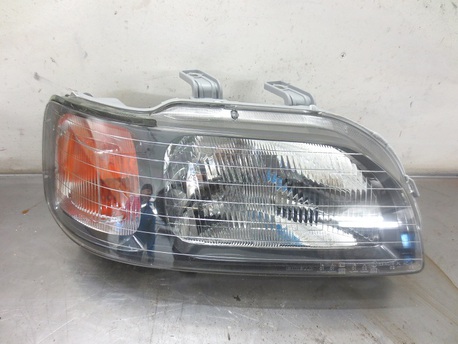 HONDA CIVIC ´95-97 - ETULYHTY H4+VILKKU OIKEA - 5 OVINEN ( ENG. )