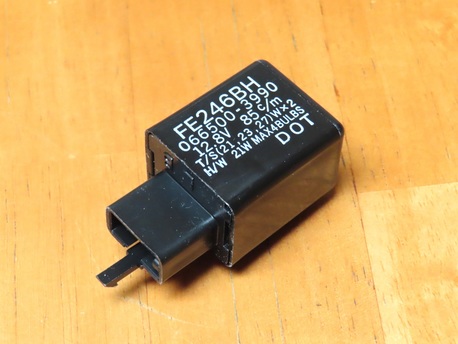 vilkkurele - Honda "original" useat mallit ´2001-2020