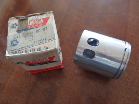 mäntä - Yamaha DT125 ( Std ) ´74-75