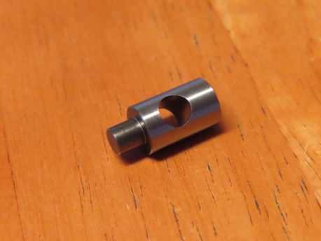 pin - Suzuki "original" ( 50hp ) pin - Suzuki "original" ( 50hp )