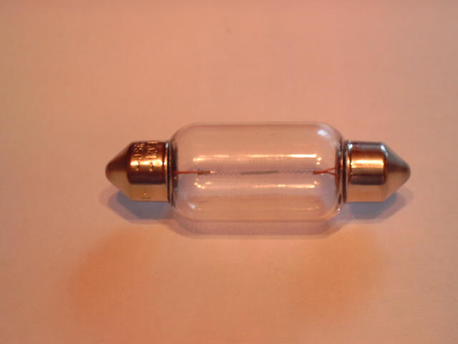 polttimo 12v 18W, sukkula 44mm