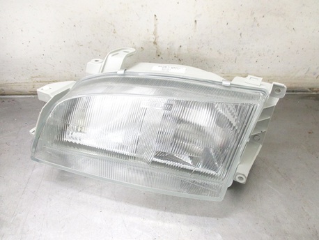 TOYOTA CARINA E ´93/8-95/5 - E-LYHTY, VASEN ( AT191 ) SÄÄD.