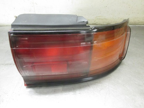 TOYOTA CAMRY ´92-96 - TAKALYHTY VASEN ULOMPI
