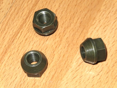 pyöränmutteri, peltivanteeseen - CF Moto 500