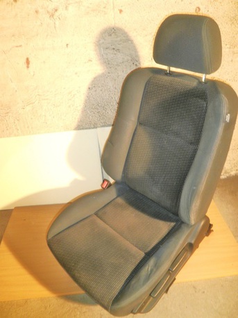 etuistuin vasen ( airbag ) - Honda Accord ( 1.8 ) ´2000 etuistuin vasen ( airbag ) - Honda Accord ( 1.8 ) ´2000