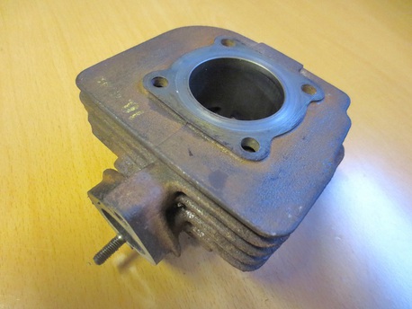 sylinteri - Suzuki AH50 Address sylinteri - Suzuki AH50 Address