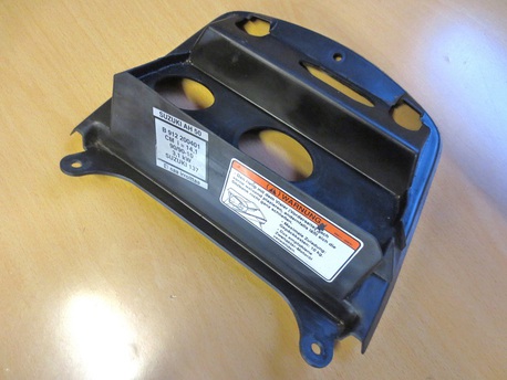 muovi istuimen alle - Suzuki AH50 Address