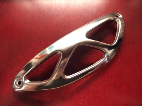 äänenvaimentimen suoja - Aprilia SR50 ´03-08 ( ie/carb. ) äänenvaimentimen suoja - Aprilia SR50 ´03-08 ( ie/carb. )