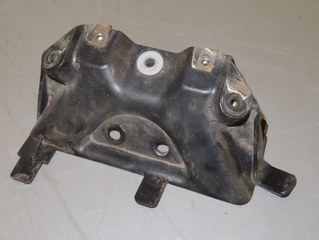 kiinnike - Aprilia Atlantic 250 ´08