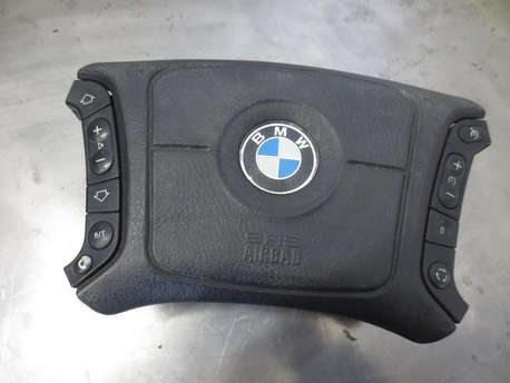 ohjauspyörän turvatyyny + namiskat - BMW 730 ( E38 ) ´95