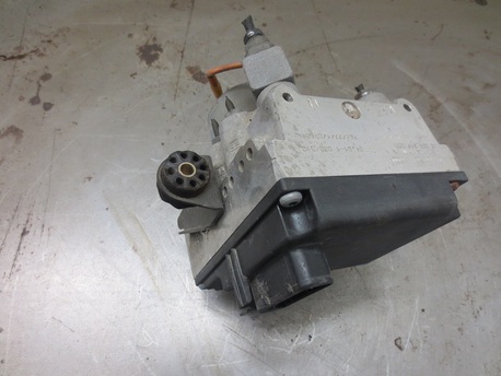ABS hydraulikoneisto - BMW 523i ´97