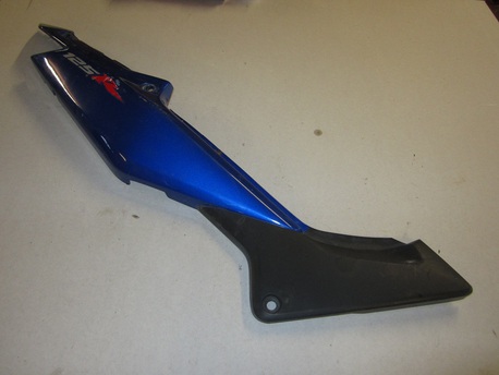 Honda CBR125 ´07 - takasivukate, oikea Honda CBR125 ´07 - takasivukate, oikea