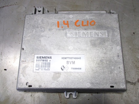 ruiskutuksen ohjausyksikkö - Renault Clio 4D 1.4 ´95