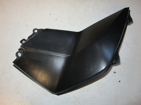 tankinsivukate vasen - KTM 125 Duke ´12 tankinsivukate vasen - KTM 125 Duke ´12