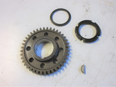 ratas kampiakselille - KTM 125 Duke ´12 ratas kampiakselille - KTM 125 Duke ´12