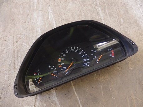 mittaristo - Mercedes Benz E ( W210 )