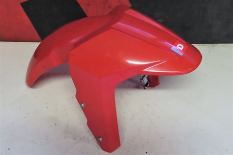 etulokasuoja - Derbi GPR 125 ´10