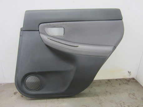 Subaru Impreza 2.0 ´06 - oviverhoilu - oikea takaovi Subaru Impreza 2.0 ´06 - oviverhoilu - oikea takaovi