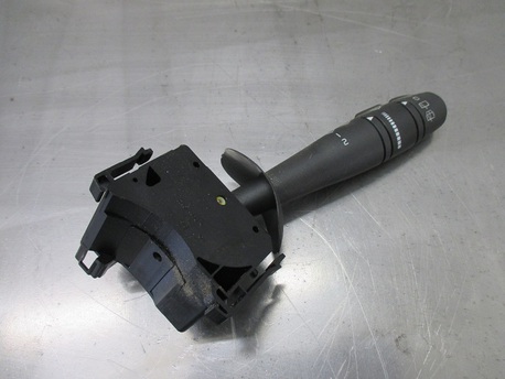 monitoimivipu pyyhkimet - Renault Laguna 1.8 16V ´03 monitoimivipu pyyhkimet - Renault Laguna 1.8 16V ´03