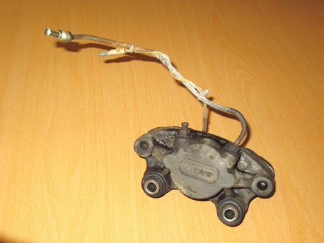 etujarrusatula vasen - Ligier Nova Zenith ´04