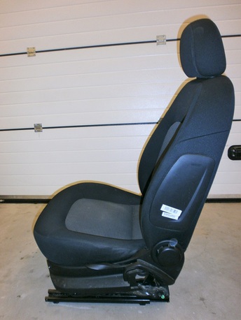 etuistuin, vasen - Fiat Linea 1.3 JTD ´08 etuistuin, vasen - Fiat Linea 1.3 JTD ´08