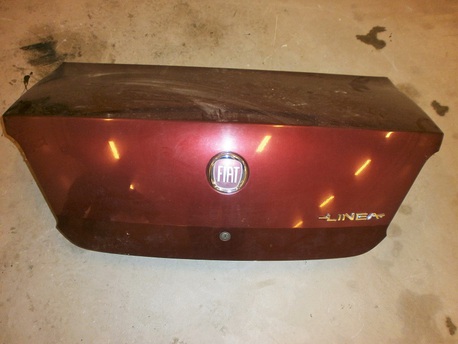 takaluukku - Fiat Linea 1.3 JTD ´08 takaluukku - Fiat Linea 1.3 JTD ´08