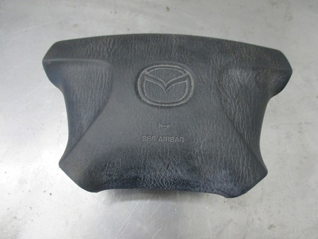 ohjauspyörän turvatyyny - Mazda 323 ( 2.0TD ) ´99