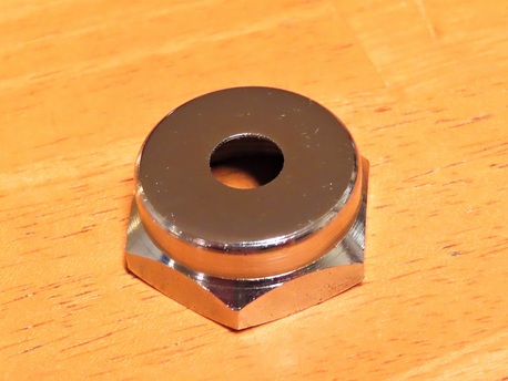 etuhaarukan hattumutteri - Helkama AX