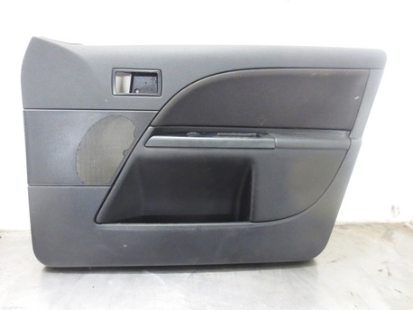 verhoilu oikea etuovi - Ford Mondeo 1.8 ´03 verhoilu oikea etuovi - Ford Mondeo 1.8 ´03