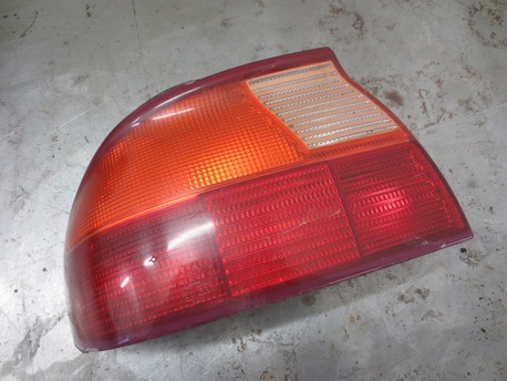 takavalo vasen - Ford Mondeo ´93-96 takavalo vasen - Ford Mondeo ´93-96
