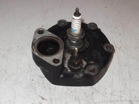 sylinterin kansi - Honda NSR125 ´02 sylinterin kansi - Honda NSR125 ´02
