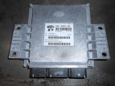 ruiskutuksen ohjausyksikkö - Peugeot 406 ´01 ( 2.0 )