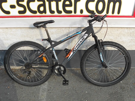 Xtreme Viper 27.5" polkupyörä - musta ( 21-vaihteinen ) Xtreme Viper 27.5" polkupyörä - musta ( 21-vaihteinen )