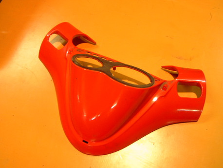 Derbi Predator,  mittarin etukate