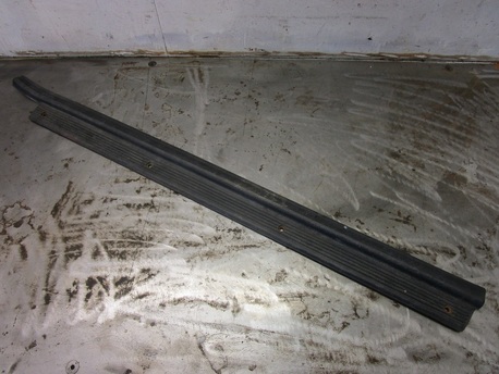 lista kynnykseen oikea puoli - Honda Prelude ( 1.8 ) ´85 lista kynnykseen oikea puoli - Honda Prelude ( 1.8 ) ´85