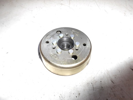 vauhtipyörä - Solifer 50S ´12 ( YY50QT-32A ) vauhtipyörä - Solifer 50S ´12 ( YY50QT-32A )